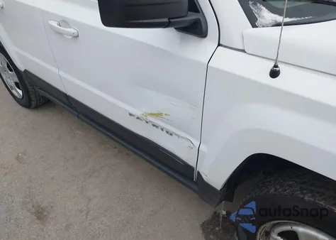 2017 Jeep Patriot Sport 4X4 z USA, uszkodzony, nr VIN 1C4NJRBB9HD165278